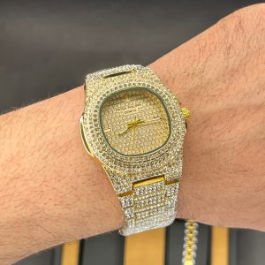 ساعت پتک فیلیپ فول نگین طلایی Patek Philippe Nautilus Full Diamond